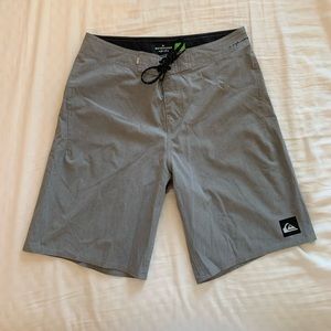 Quiksilver Board Shorts size 29